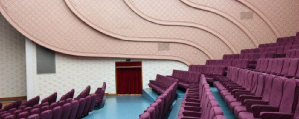 Un décor de ciné de Wes Anderson? Non, l’architecture de Corée du Nord
